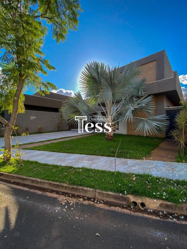 Casa de Condomínio com 3 quartos à venda, 212m² — foto 1 de 24