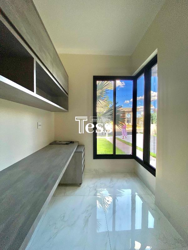 Casa de Condomínio com 3 quartos à venda, 212m² — foto 5 de 24