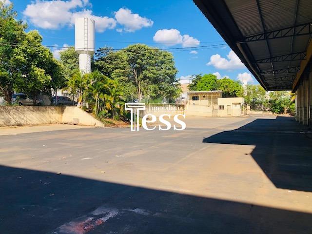 Loja / Salão / Ponto Comercial para aluguel, 3000m² — foto 4 de 15