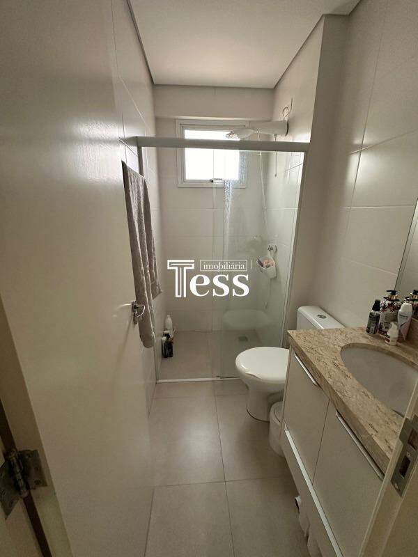 Apartamento com 2 quartos à venda, 60m² — foto 13 de 16