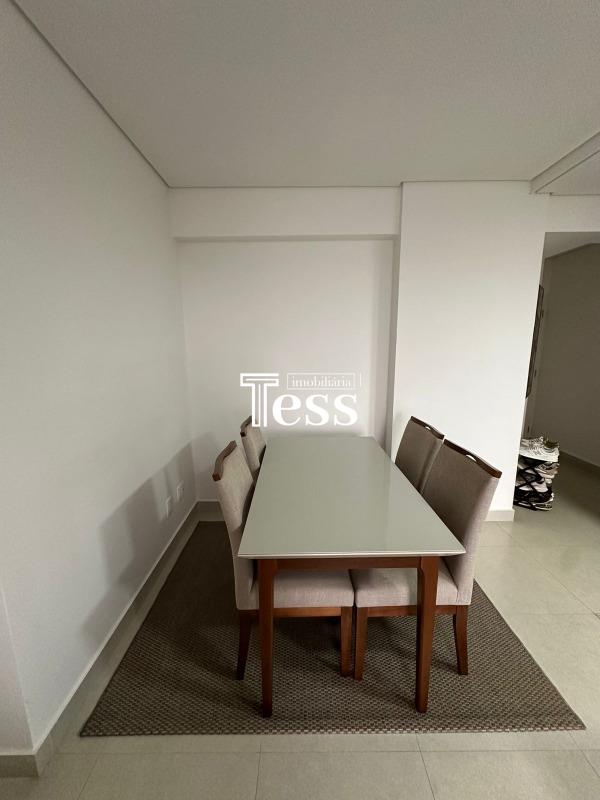 Apartamento com 2 quartos à venda, 60m² — foto 3 de 16