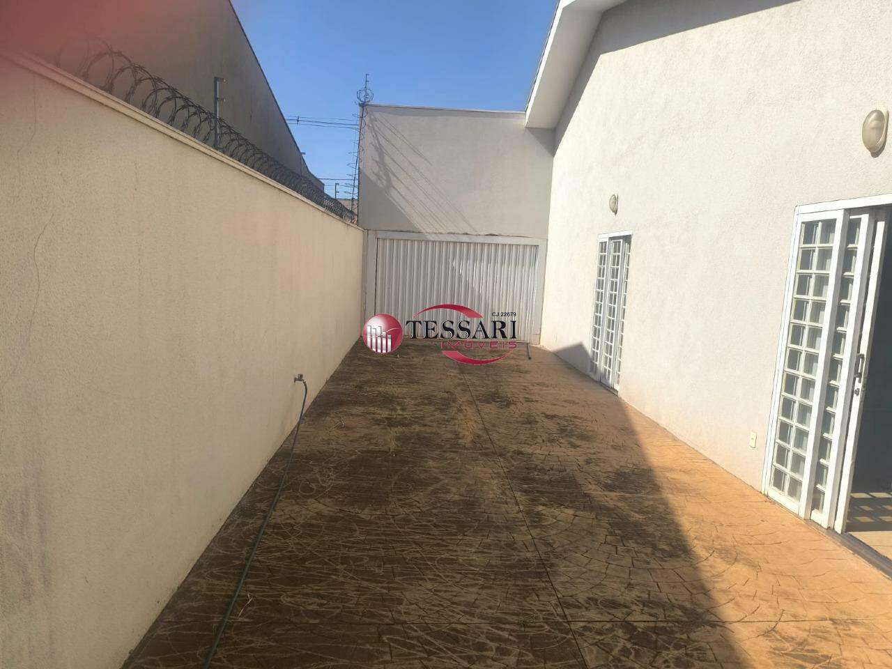 Casa com 3 quartos à venda, 320m² — foto 18 de 20