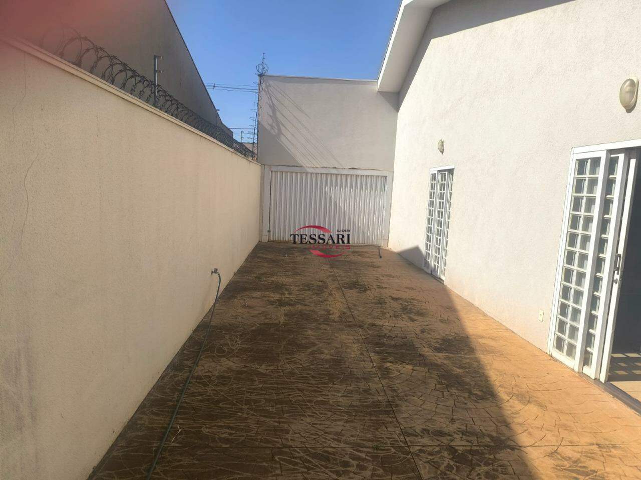 Casa com 3 quartos à venda, 320m² — foto 14 de 20