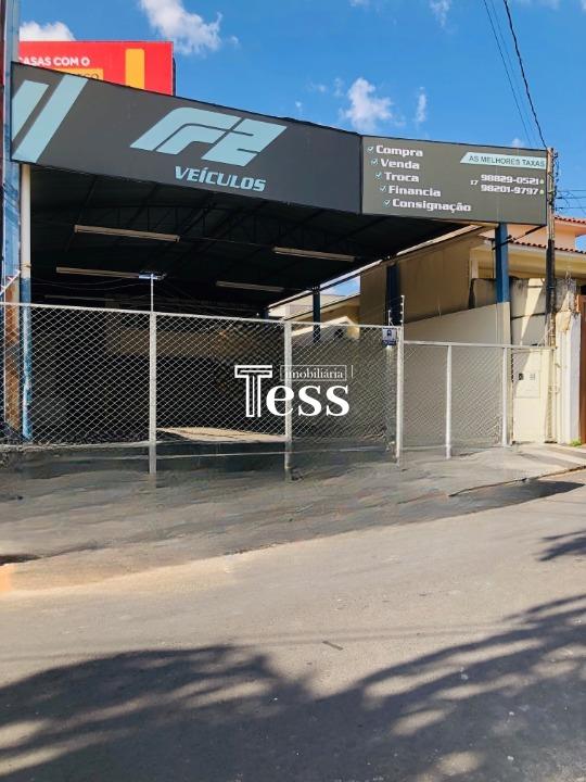 Loja / Salão / Ponto Comercial à venda, 210m² — foto 2 de 7