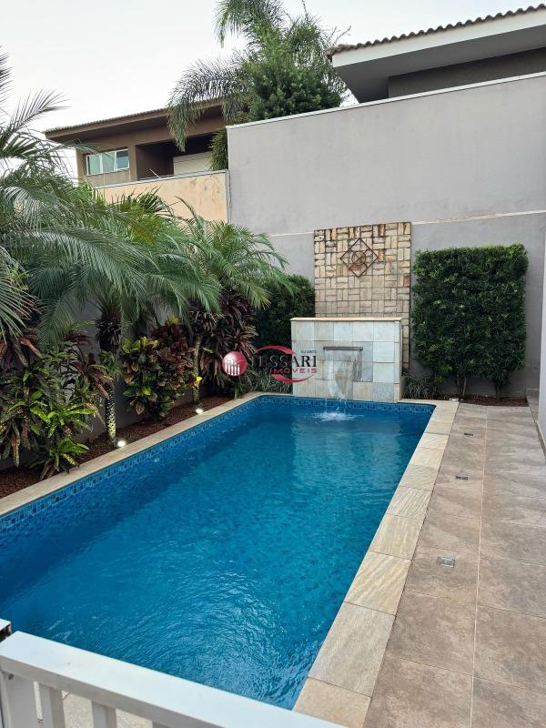 Casa de Condomínio com 3 quartos à venda, 290m² — foto 14 de 16