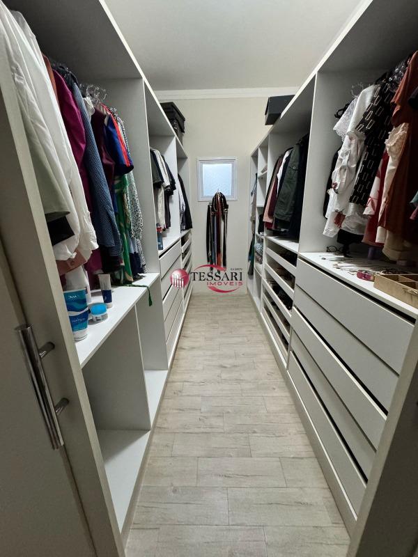 Casa de Condomínio com 3 quartos à venda, 290m² — foto 10 de 16