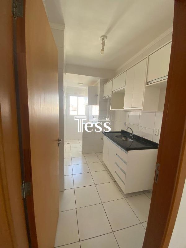 Apartamento com 2 quartos para aluguel, 65m² — foto 7 de 21