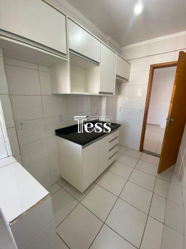 Apartamento com 2 quartos para aluguel, 65m² — foto 1 de 21