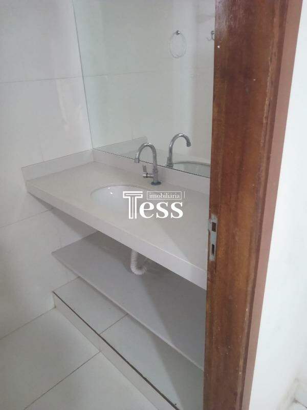 Casa com 3 quartos à venda, 300m² — foto 6 de 12