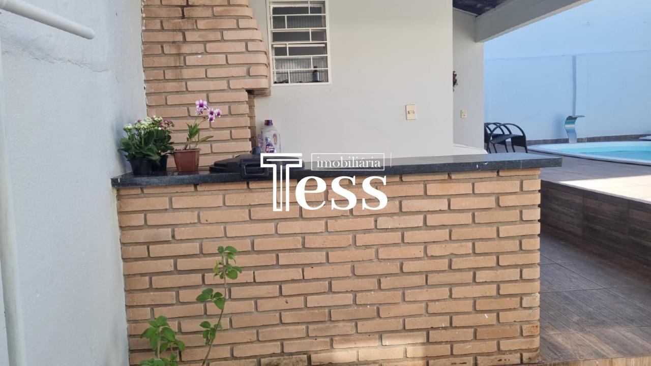 Casa com 3 quartos à venda, 300m² — foto 12 de 12
