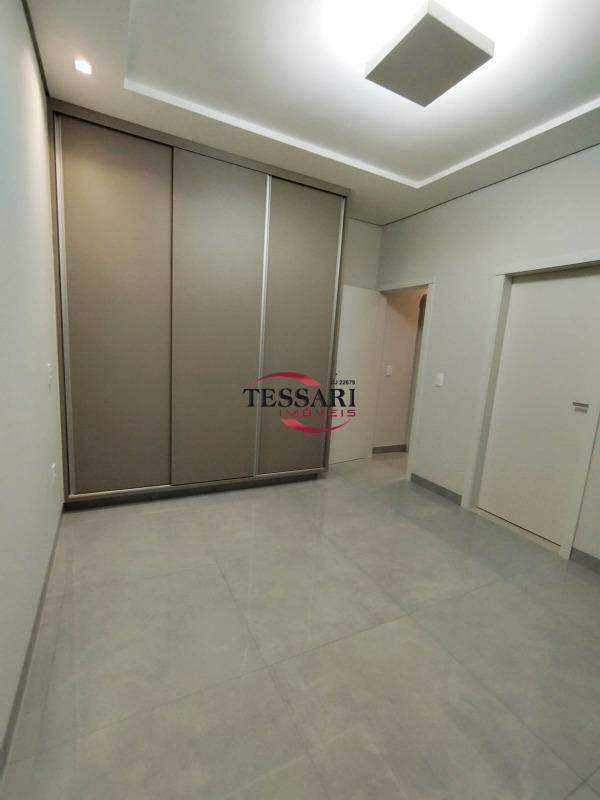 Casa de Condomínio com 3 quartos à venda, 225m² — foto 22 de 25