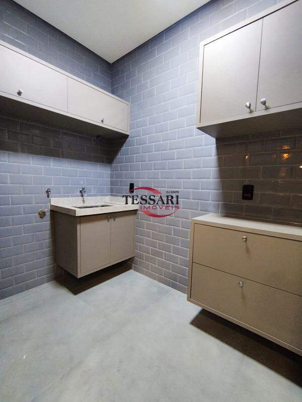 Casa de Condomínio com 3 quartos à venda, 225m² — foto 19 de 25