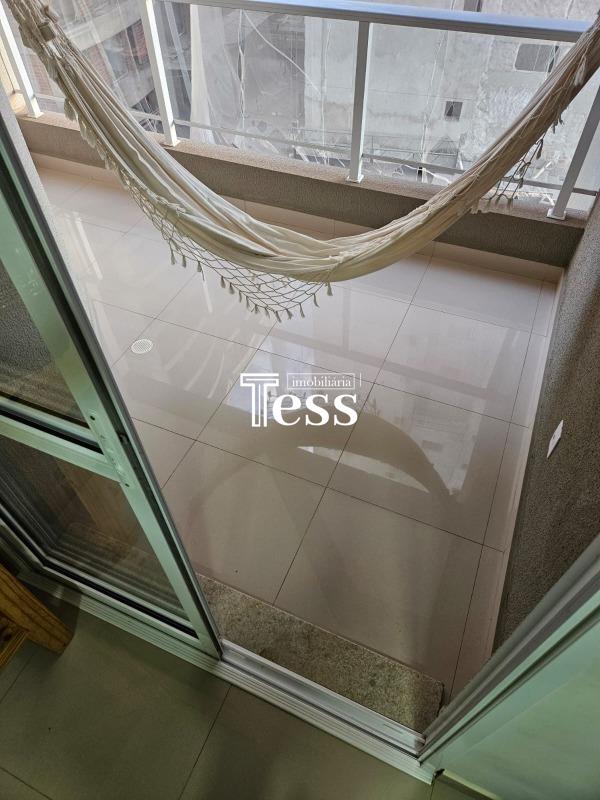 Apartamento com 3 quartos para aluguel, 90m² — foto 2 de 15