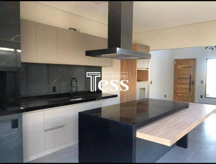 Casa de Condomínio com 3 quartos à venda, 160m² — foto 4 de 17
