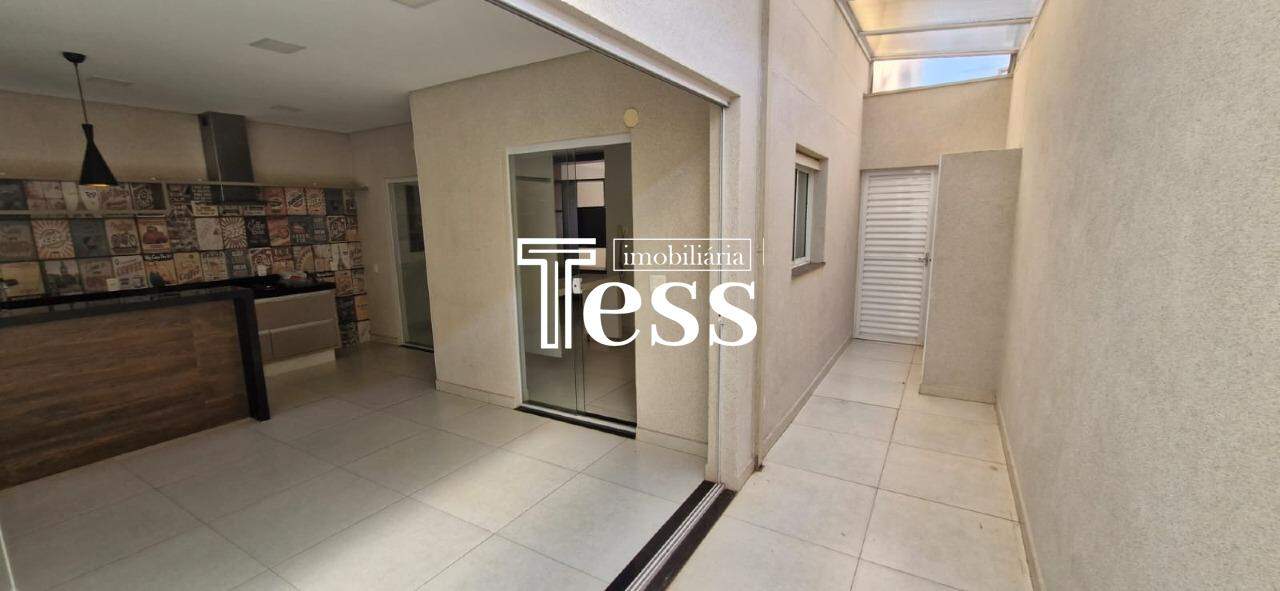 Casa de Condomínio com 3 quartos à venda, 150m² — foto 8 de 24