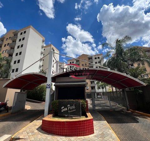 Apartamento com 3 quartos à venda, 70m² — foto 1 de 25