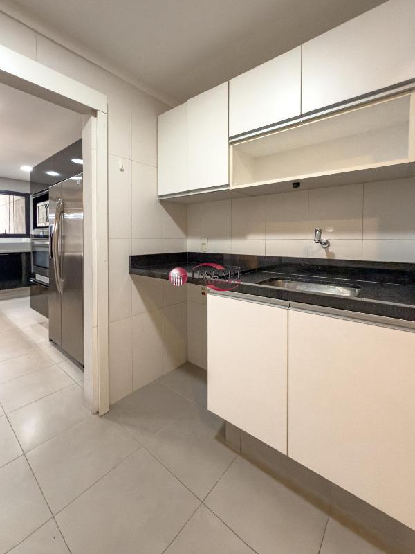 Apartamento com 3 quartos à venda, 170m² — foto 20 de 21