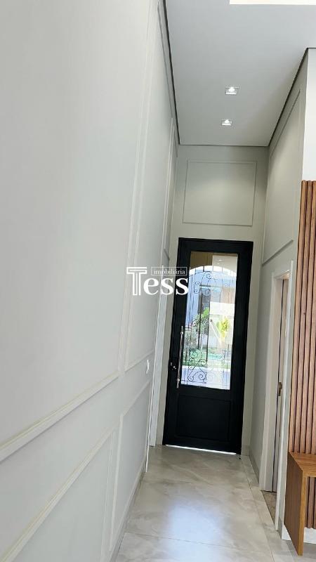 Casa de Condomínio com 3 quartos à venda, 160m² — foto 2 de 10