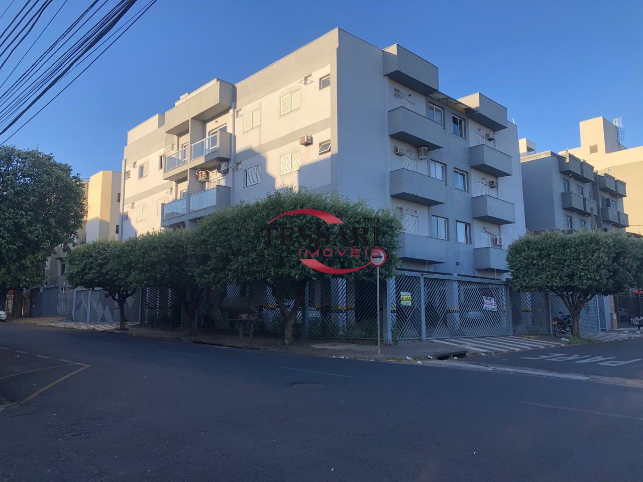 Apartamento com 3 quartos para aluguel, 80m² — foto 1 de 16