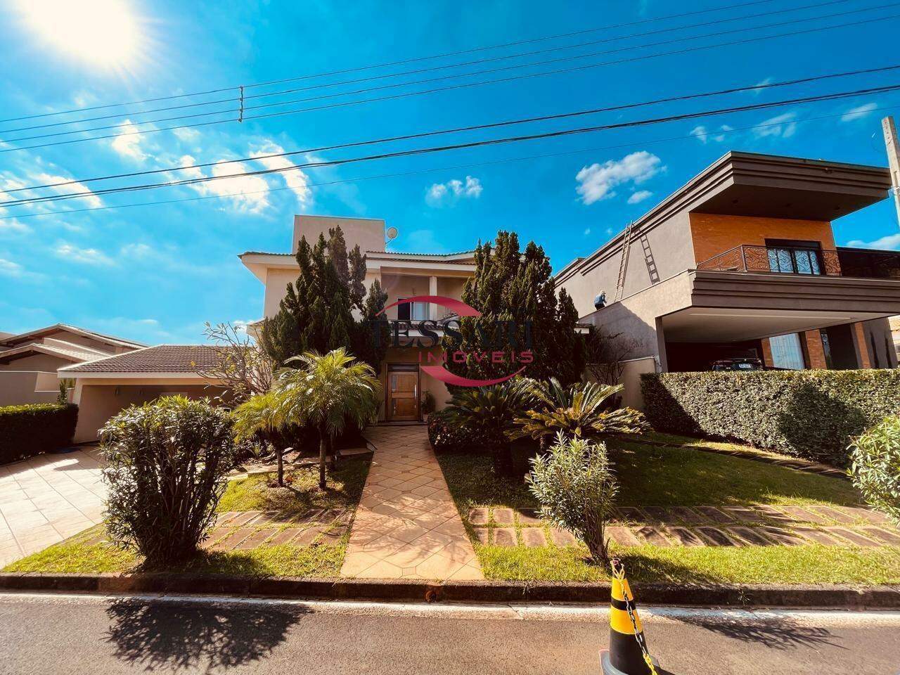 Casa de Condomínio com 4 quartos à venda, 482m² — foto 2 de 24