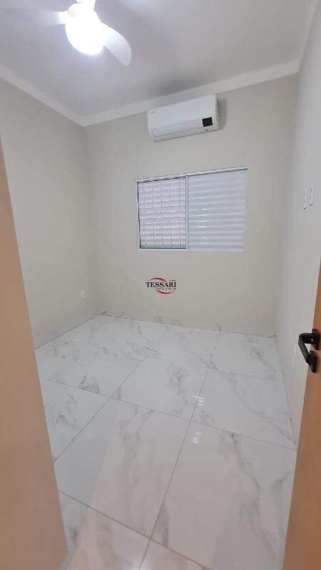 Casa com 3 quartos à venda, 135m² — foto 9 de 27