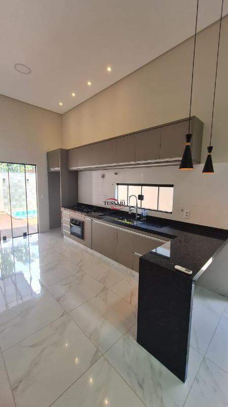 Casa com 3 quartos à venda, 135m² — foto 17 de 27