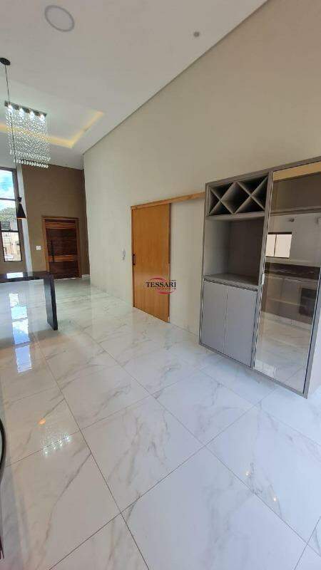Casa com 3 quartos à venda, 135m² — foto 15 de 27