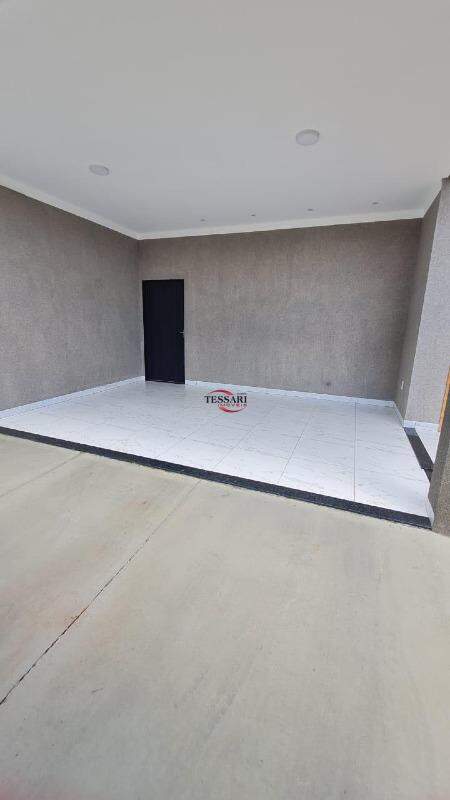 Casa com 3 quartos à venda, 135m² — foto 3 de 27