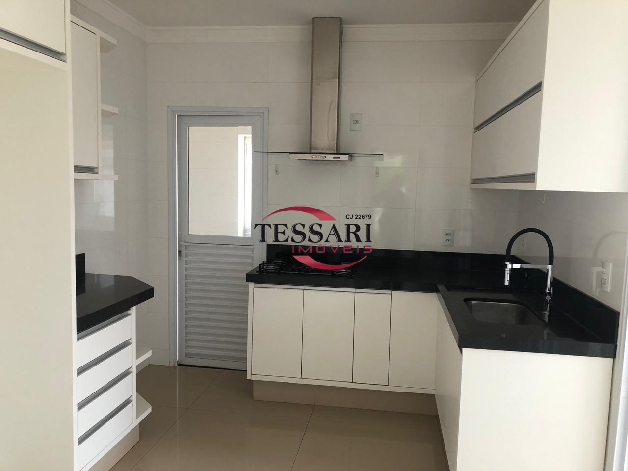 Casa de Condomínio com 3 quartos à venda, 230m² — foto 24 de 29