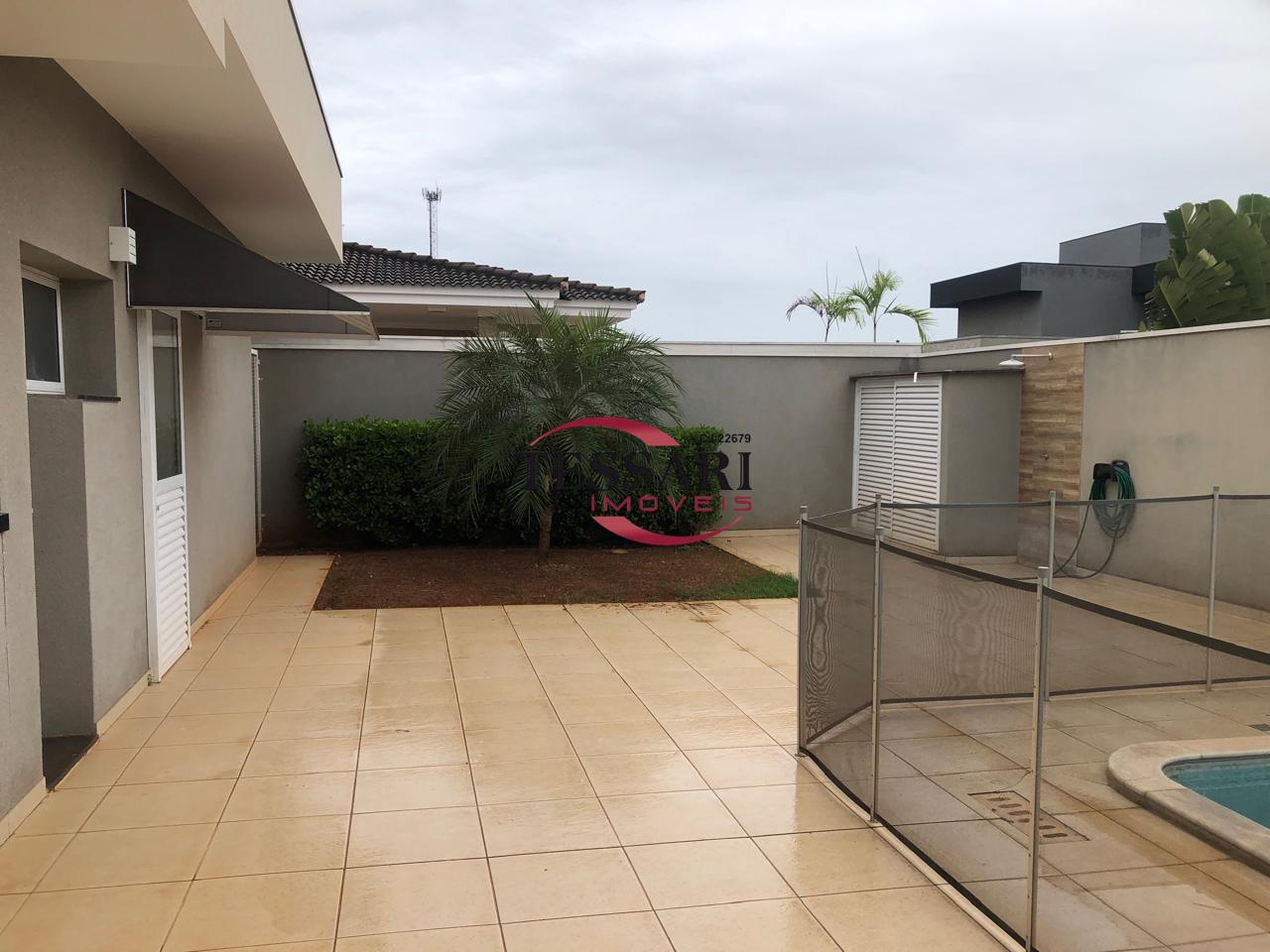 Casa de Condomínio com 3 quartos à venda, 230m² — foto 28 de 29