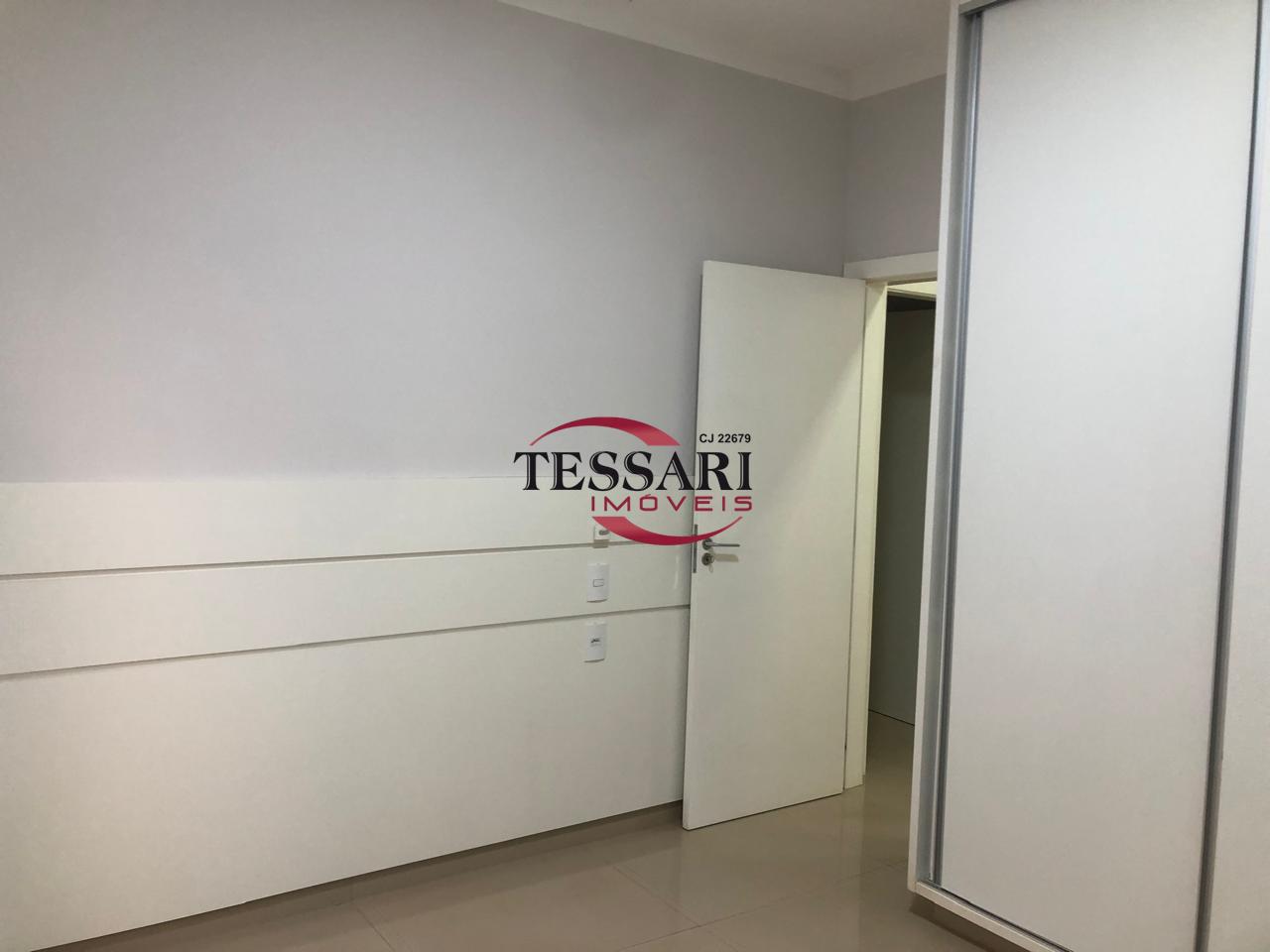 Casa de Condomínio com 3 quartos à venda, 230m² — foto 15 de 29