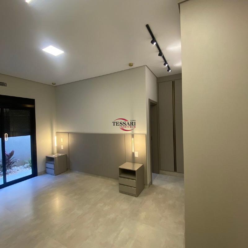 Casa de Condomínio com 4 quartos à venda, 285m² — foto 12 de 21