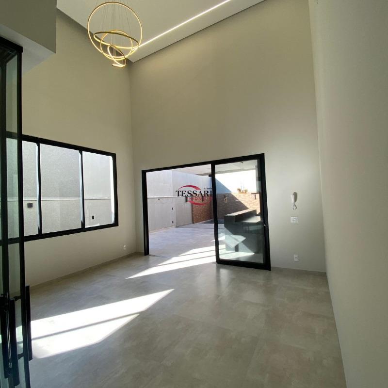 Casa de Condomínio com 4 quartos à venda, 285m² — foto 2 de 21