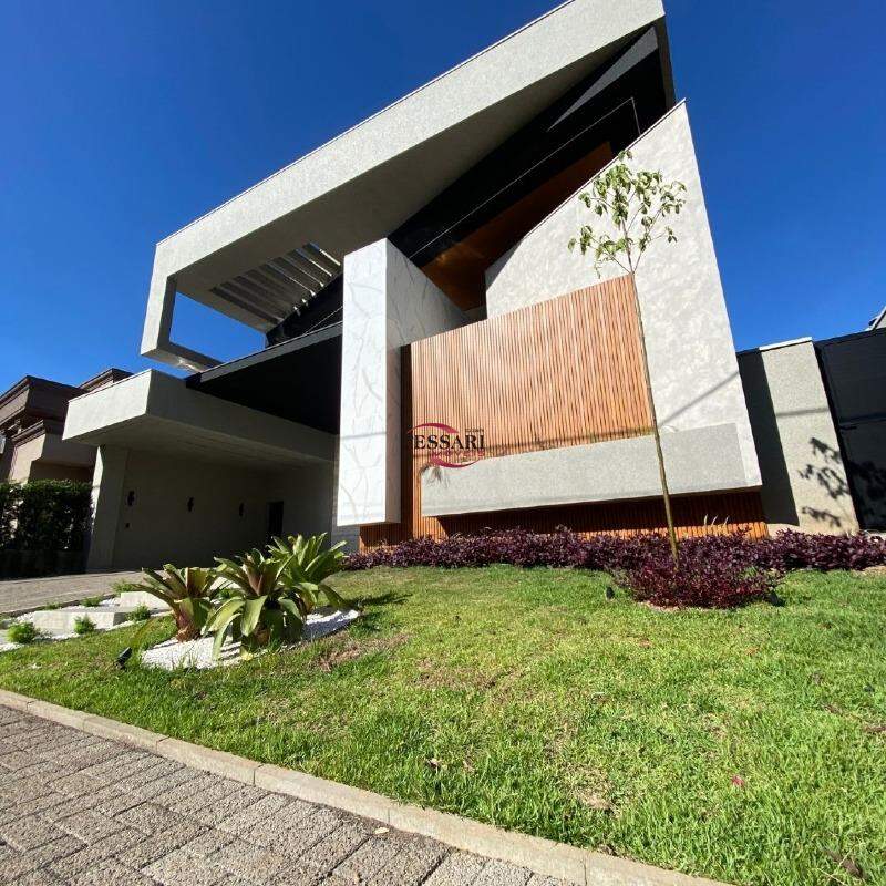 Casa de Condomínio com 4 quartos à venda, 285m² — foto 1 de 21