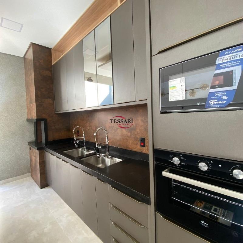 Casa de Condomínio com 4 quartos à venda, 285m² — foto 9 de 21