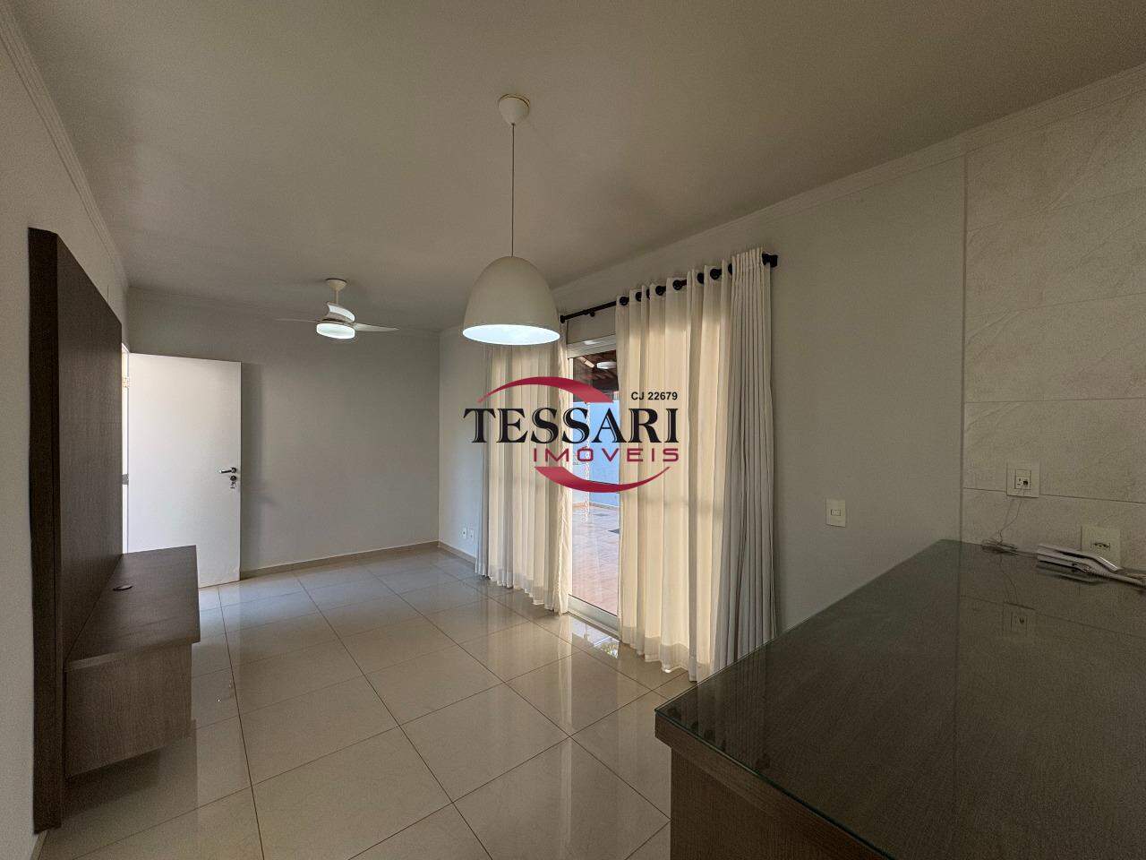 Casa de Condomínio com 3 quartos para aluguel, 119m² — foto 8 de 30