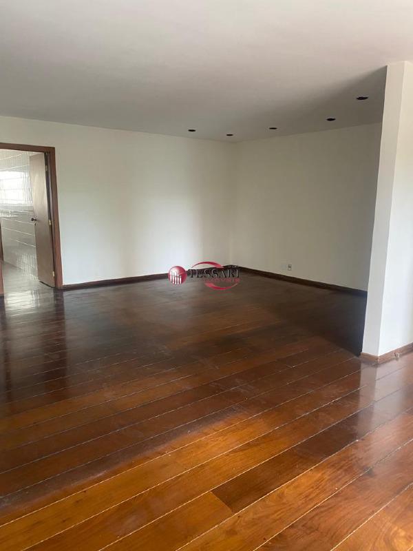 Apartamento com 4 quartos à venda, 175m² — foto 4 de 21