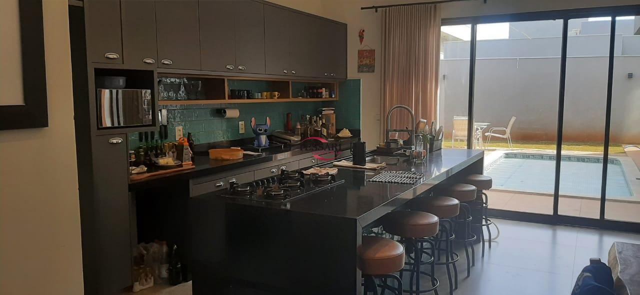 Casa de Condomínio com 4 quartos à venda, 200m² — foto 6 de 30