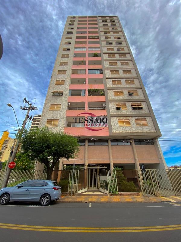 Apartamento com 3 quartos à venda, 150m² — foto 2 de 22