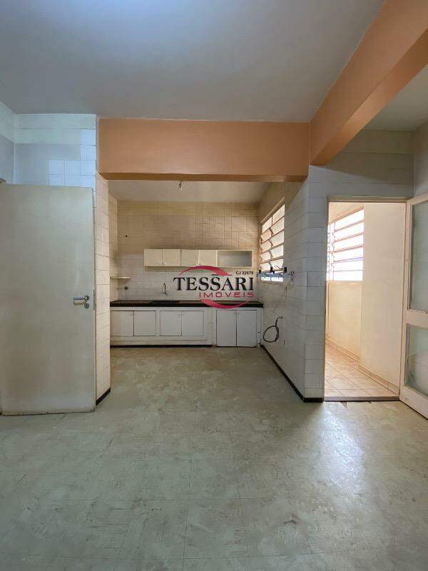 Apartamento com 3 quartos à venda, 150m² — foto 15 de 22