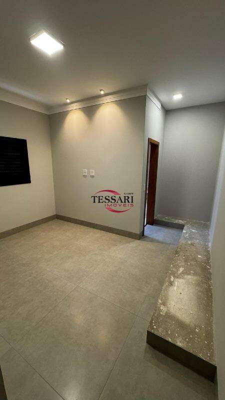 Casa com 3 quartos à venda, 126m² — foto 5 de 25