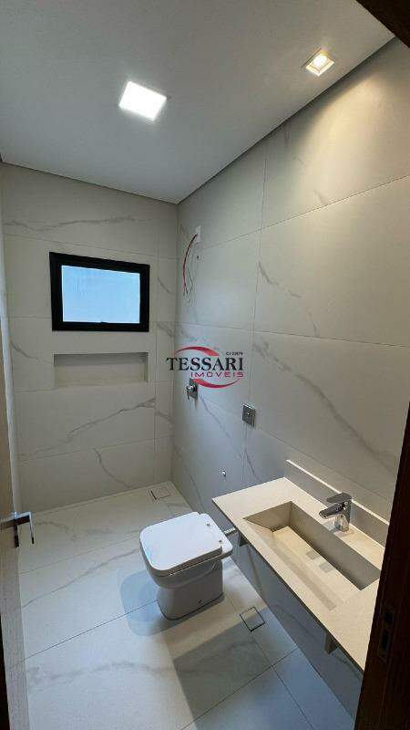 Casa com 3 quartos à venda, 126m² — foto 10 de 25