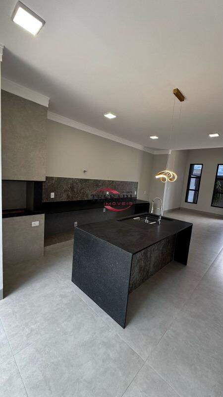 Casa com 3 quartos à venda, 126m² — foto 6 de 25