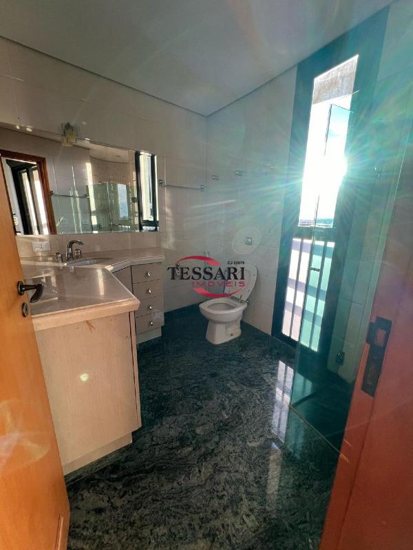 Apartamento com 5 quartos para aluguel, 350m² — foto 25 de 29