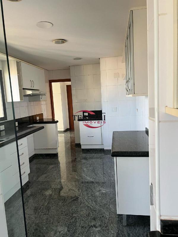 Apartamento com 5 quartos para aluguel, 350m² — foto 9 de 29