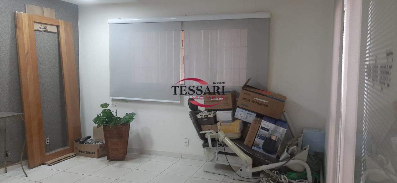 Casa com 2 quartos à venda, 230m² — foto 20 de 28