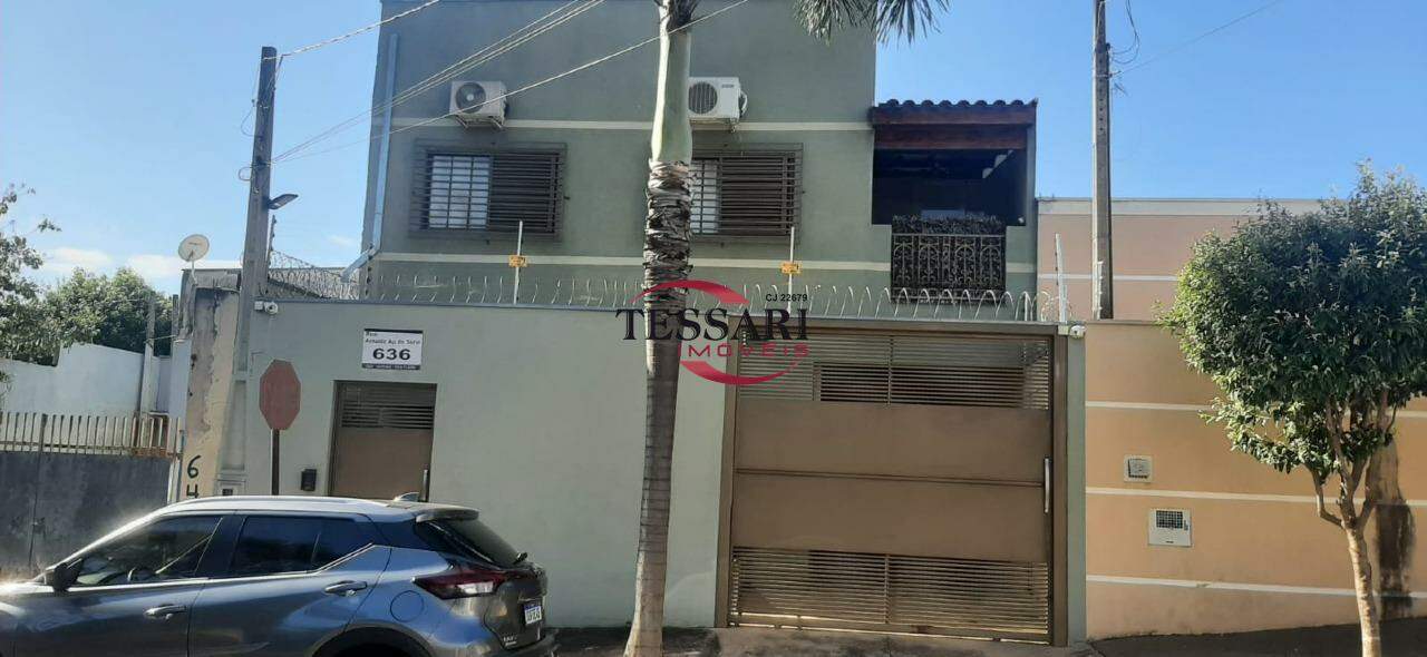 Casa com 2 quartos à venda, 230m² — foto 1 de 28