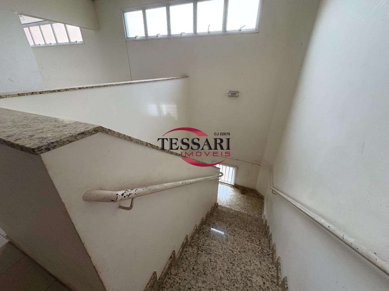 Loja / Salão / Ponto Comercial para aluguel, 300m² — foto 19 de 25