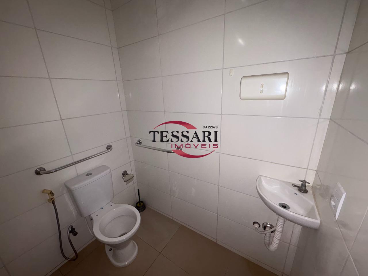 Loja / Salão / Ponto Comercial para aluguel, 300m² — foto 24 de 25
