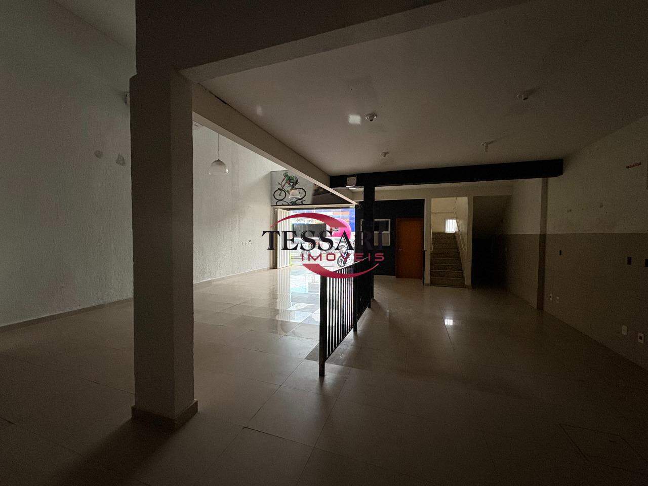 Loja / Salão / Ponto Comercial para aluguel, 300m² — foto 8 de 25